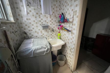 Apartamento à venda com 110m², 3 quartos e 2 vagas Apartamento à venda com 110m², 3 quartos e 2 vagasÁrea de Serviço