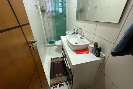 Apartamento à venda com 110m², 3 quartos e 2 vagas Apartamento à venda com 110m², 3 quartos e 2 vagasBanheiro 2