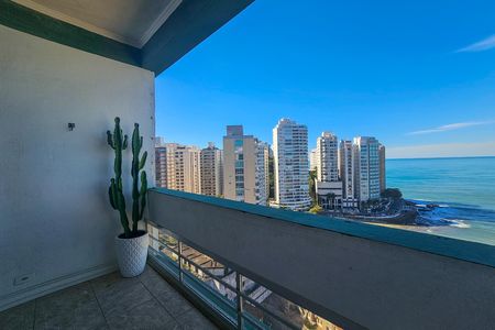 Apartamento para alugar com 190m², 4 quartos e 1 vaga