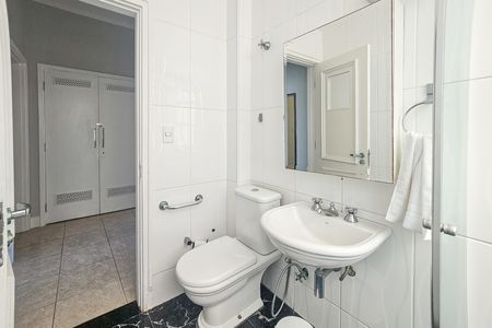 Apartamento para alugar com 190m², 4 quartos e 1 vaga