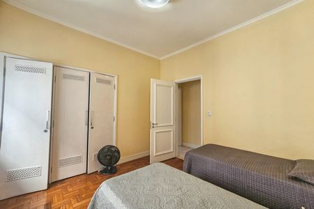 Apartamento para alugar com 190m², 4 quartos e 1 vaga