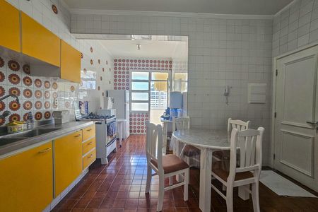 Apartamento para alugar com 190m², 4 quartos e 1 vaga