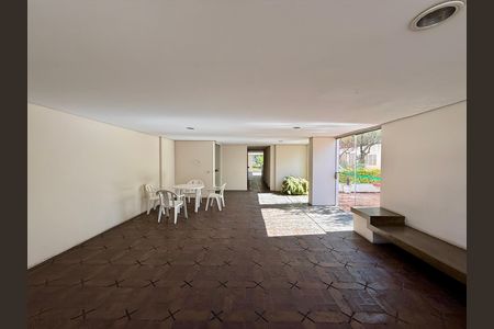 Apartamento à venda com 51m², 2 quartos e 1 vaga Apartamento à venda com 51m², 2 quartos e 1 vagaSalão de Festas