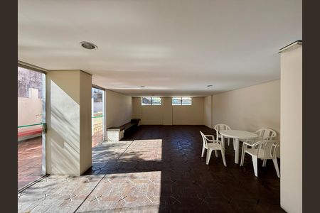 Apartamento à venda com 51m², 2 quartos e 1 vaga Apartamento à venda com 51m², 2 quartos e 1 vagaSalão de Festas