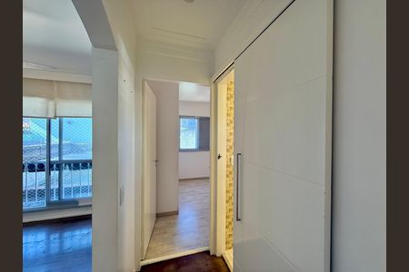 Apartamento à venda com 51m², 2 quartos e 1 vaga Apartamento à venda com 51m², 2 quartos e 1 vagaCorredor Quarto