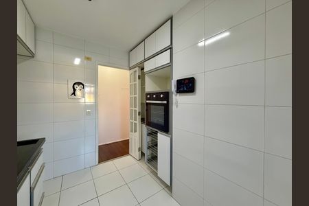 Apartamento à venda com 51m², 2 quartos e 1 vaga Apartamento à venda com 51m², 2 quartos e 1 vagaCozinha