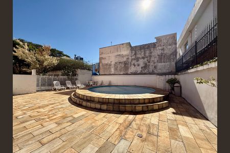 Apartamento à venda com 51m², 2 quartos e 1 vaga Apartamento à venda com 51m², 2 quartos e 1 vagaPiscina