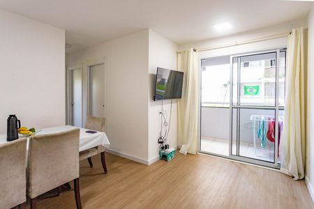 Sala  de apartamento à venda com 3 quartos, 54m² em Canhema, Diadema