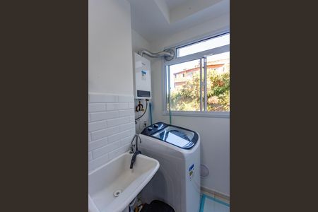 Apartamento à venda com 54m², 3 quartos e 1 vaga Apartamento à venda com 54m², 3 quartos e 1 vagaÁrea de serviço