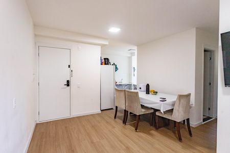 Sala  de apartamento à venda com 3 quartos, 54m² em Canhema, Diadema