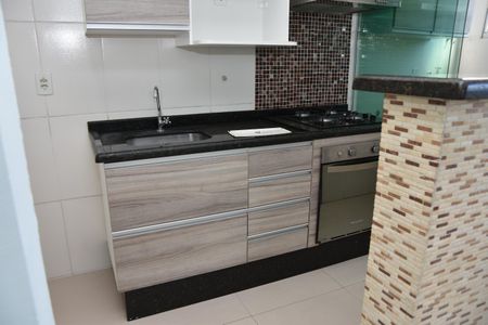 Apartamento para alugar com 57m², 2 quartos e 1 vaga Apartamento para alugar com 57m², 2 quartos e 1 vagaCozinha - Armários
