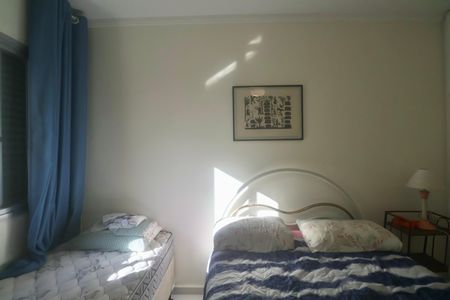 Apartamento para alugar com 95m², 3 quartos e 1 vaga Apartamento para alugar com 95m², 3 quartos e 1 vagaQuarto