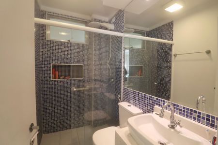 Apartamento para alugar com 95m², 3 quartos e 1 vaga Apartamento para alugar com 95m², 3 quartos e 1 vagaBanheiro Social