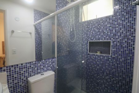 Banheiro Suíte de apartamento para alugar com 3 quartos, 95m² em Tortuga, Guarujá
