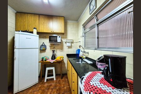 Cozinha de apartamento para alugar com 1 quarto, 60m² em Vila Buarque, São Paulo