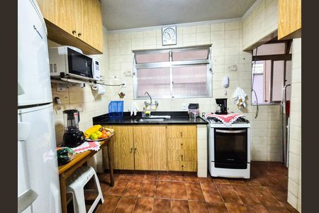 Cozinha de apartamento para alugar com 1 quarto, 60m² em Vila Buarque, São Paulo