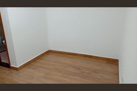 Casa à venda com 127m², 3 quartos e 2 vagas