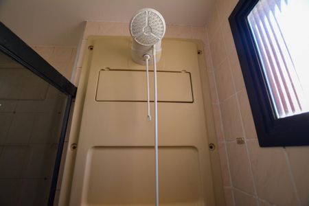 Apartamento à venda com 56m², 2 quartos e 1 vaga Apartamento à venda com 56m², 2 quartos e 1 vagaBANHEIRO