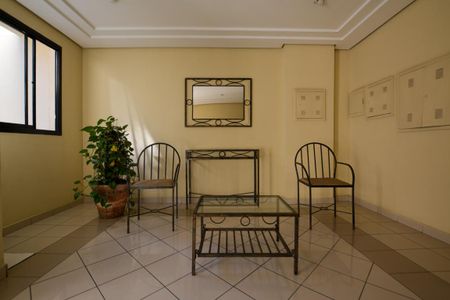 Apartamento à venda com 56m², 2 quartos e 1 vaga Apartamento à venda com 56m², 2 quartos e 1 vagaHALL
