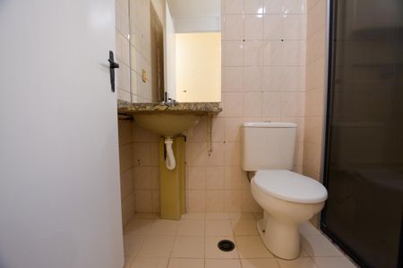 Apartamento à venda com 56m², 2 quartos e 1 vaga Apartamento à venda com 56m², 2 quartos e 1 vagaBANHEIRO