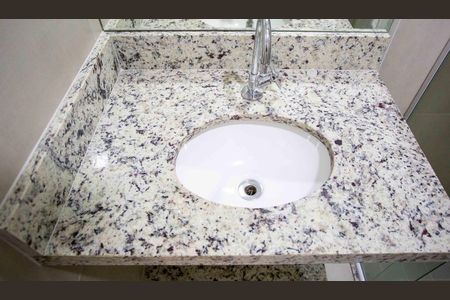 Banheiro de kitnet/studio para alugar com 1 quarto, 21m² em Centro, Diadema