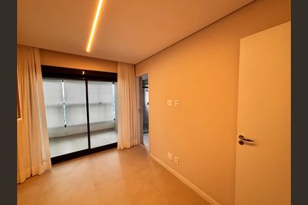 Apartamento para alugar com 124m², 3 quartos e 2 vagas Apartamento para alugar com 124m², 3 quartos e 2 vagasSuíte 3