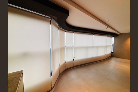 Apartamento para alugar com 124m², 3 quartos e 2 vagas Apartamento para alugar com 124m², 3 quartos e 2 vagasSala