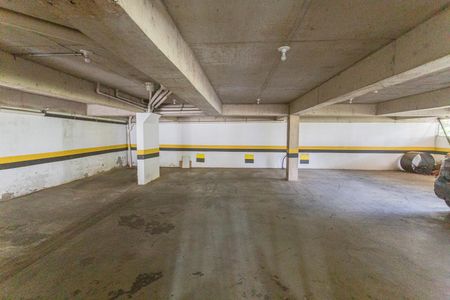 Garagem de apartamento para alugar com 1 quarto, 101m² em Santo Antônio, Belo Horizonte