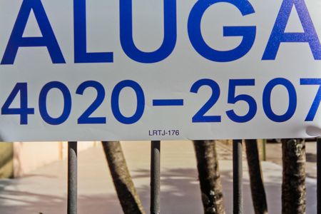 Placa de apartamento para alugar com 2 quartos, 45m² em Jardim Antartica, São Paulo