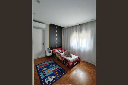 Casa de condomínio à venda com 338m², 3 quartos e 4 vagas Casa de condomínio à venda com 338m², 3 quartos e 4 vagasQuarto