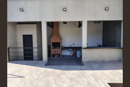Casa de condomínio à venda com 338m², 3 quartos e 4 vagas Casa de condomínio à venda com 338m², 3 quartos e 4 vagasChurrasqueira