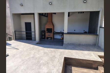 Casa de condomínio à venda com 338m², 3 quartos e 4 vagas Casa de condomínio à venda com 338m², 3 quartos e 4 vagasChurrasqueira