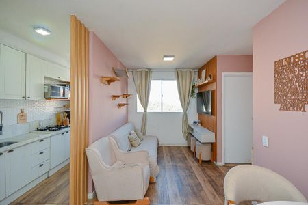 Sala de apartamento para alugar com 2 quartos, 42m² em Usina Piratininga, São Paulo