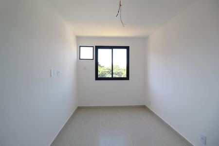 Quarto de kitnet/studio à venda com 1 quarto, 32m² em Taquara, Rio de Janeiro