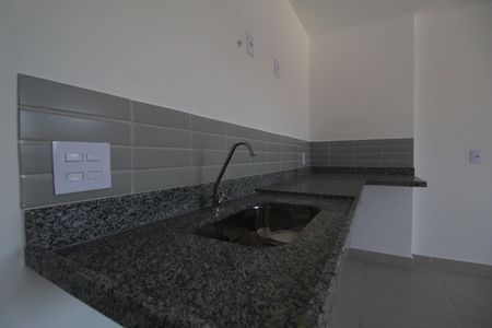 Sala - Cozinha de kitnet/studio à venda com 1 quarto, 32m² em Taquara, Rio de Janeiro