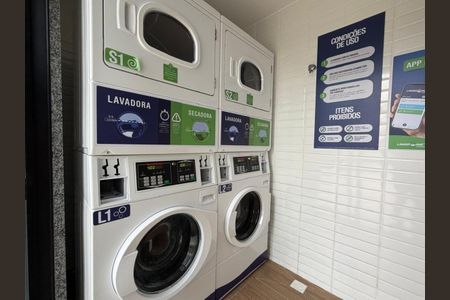 Studio à venda com 32m², 1 quarto e 1 vaga Studio à venda com 32m², 1 quarto e 1 vagaÁrea Comum