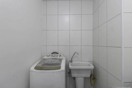 Apartamento para alugar com 38m², 2 quartos e sem vaga