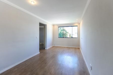 Sala de apartamento para alugar com 2 quartos, 54m² em Jardim Lucinda, São Paulo