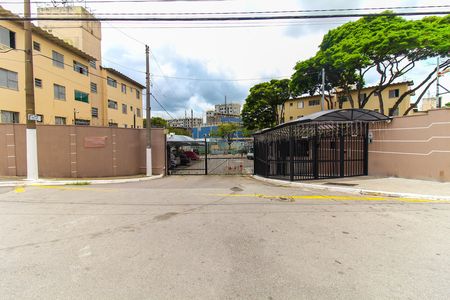 Fachada do Prédio de apartamento para alugar com 2 quartos, 54m² em Jardim Lucinda, São Paulo