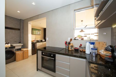 Apartamento à venda com 114m², 3 quartos e 2 vagas Apartamento à venda com 114m², 3 quartos e 2 vagasCOZINHA