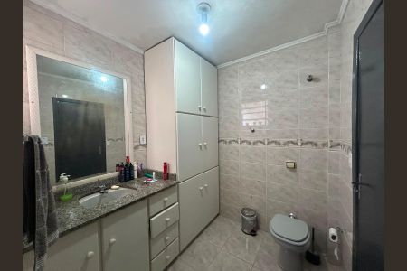 Banheiro de apartamento para alugar com 3 quartos, 95m² em Centro, Canoas