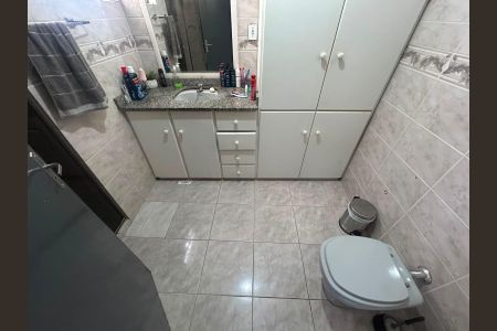Banheiro de apartamento para alugar com 3 quartos, 95m² em Centro, Canoas