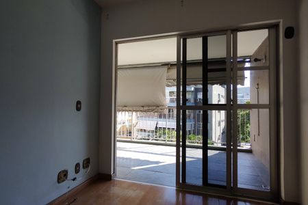 Apartamento para alugar com 72m², 2 quartos e 1 vaga Apartamento para alugar com 72m², 2 quartos e 1 vagaSala