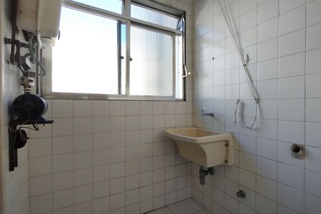 Apartamento para alugar com 72m², 2 quartos e 1 vaga Apartamento para alugar com 72m², 2 quartos e 1 vagaÁrea de Serviço