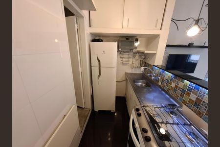 Cozinha  de apartamento para alugar com 1 quarto, 29m² em Botafogo, Rio de Janeiro
