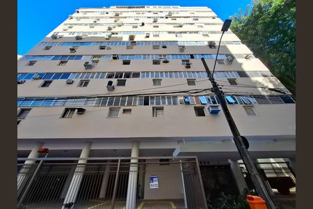 Fachada  de apartamento para alugar com 1 quarto, 29m² em Botafogo, Rio de Janeiro