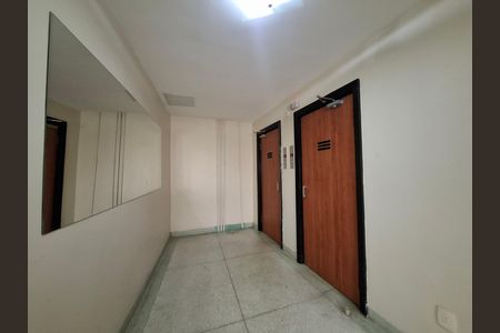 Hall de entrada  de apartamento para alugar com 1 quarto, 29m² em Botafogo, Rio de Janeiro