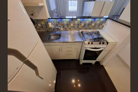 Cozinha  de apartamento para alugar com 1 quarto, 29m² em Botafogo, Rio de Janeiro