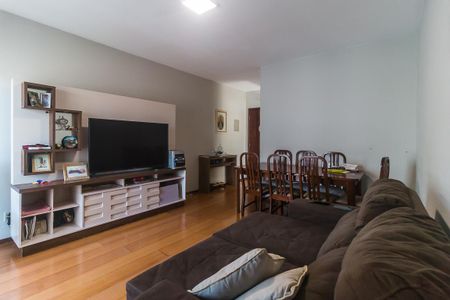 Apartamento para alugar com 96m², 3 quartos e 2 vagas Apartamento para alugar com 96m², 3 quartos e 2 vagasSala