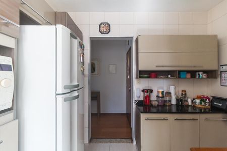 Apartamento para alugar com 96m², 3 quartos e 2 vagas Apartamento para alugar com 96m², 3 quartos e 2 vagasCozinha